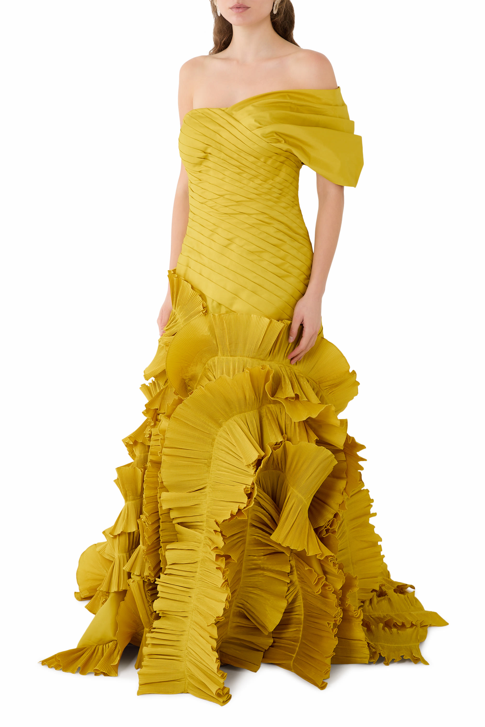 فستان سهرة بقصة ضيقة