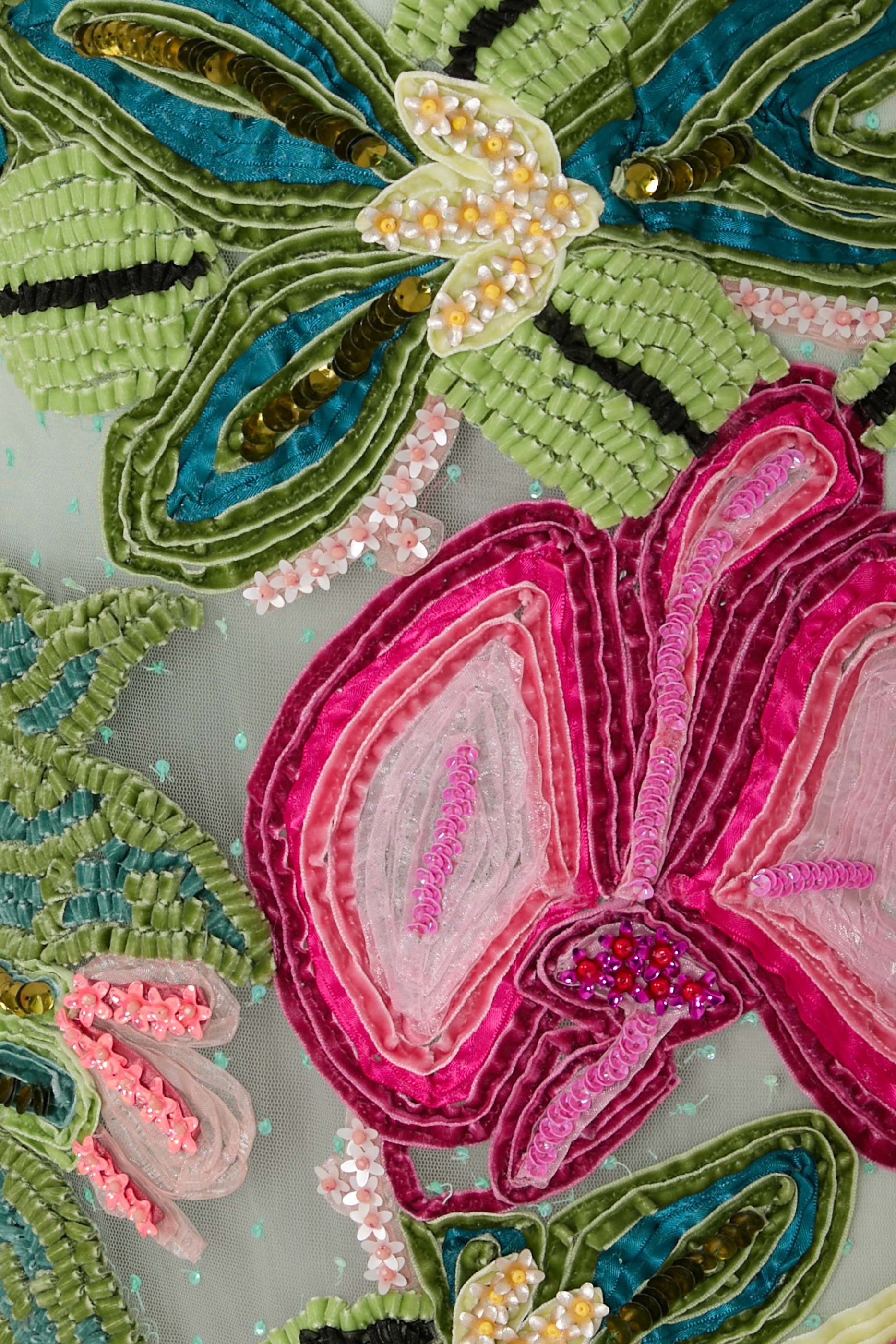 فستان طويل بنقشة أزهار