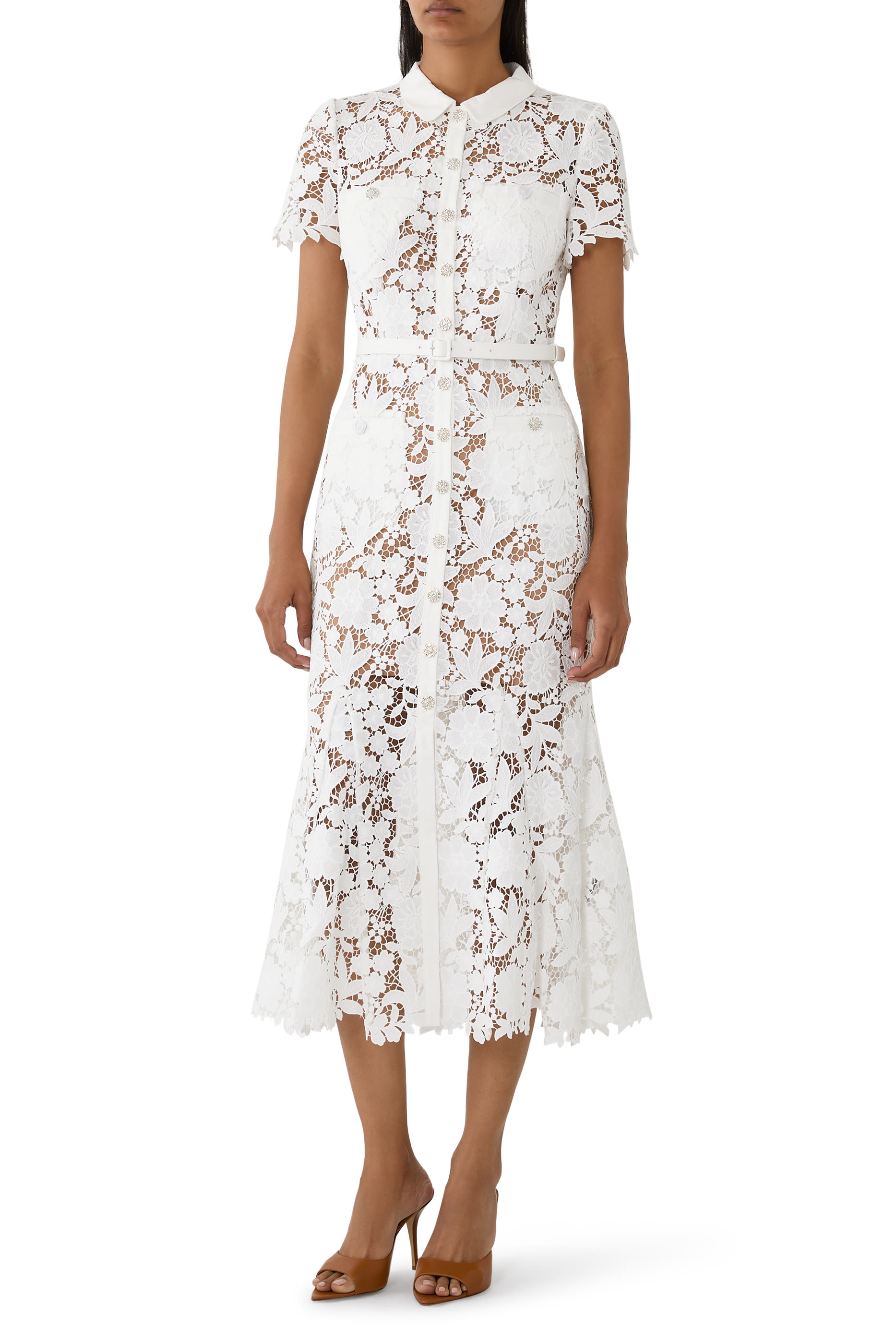 فستان متوسط الطول بياقة دانتيل