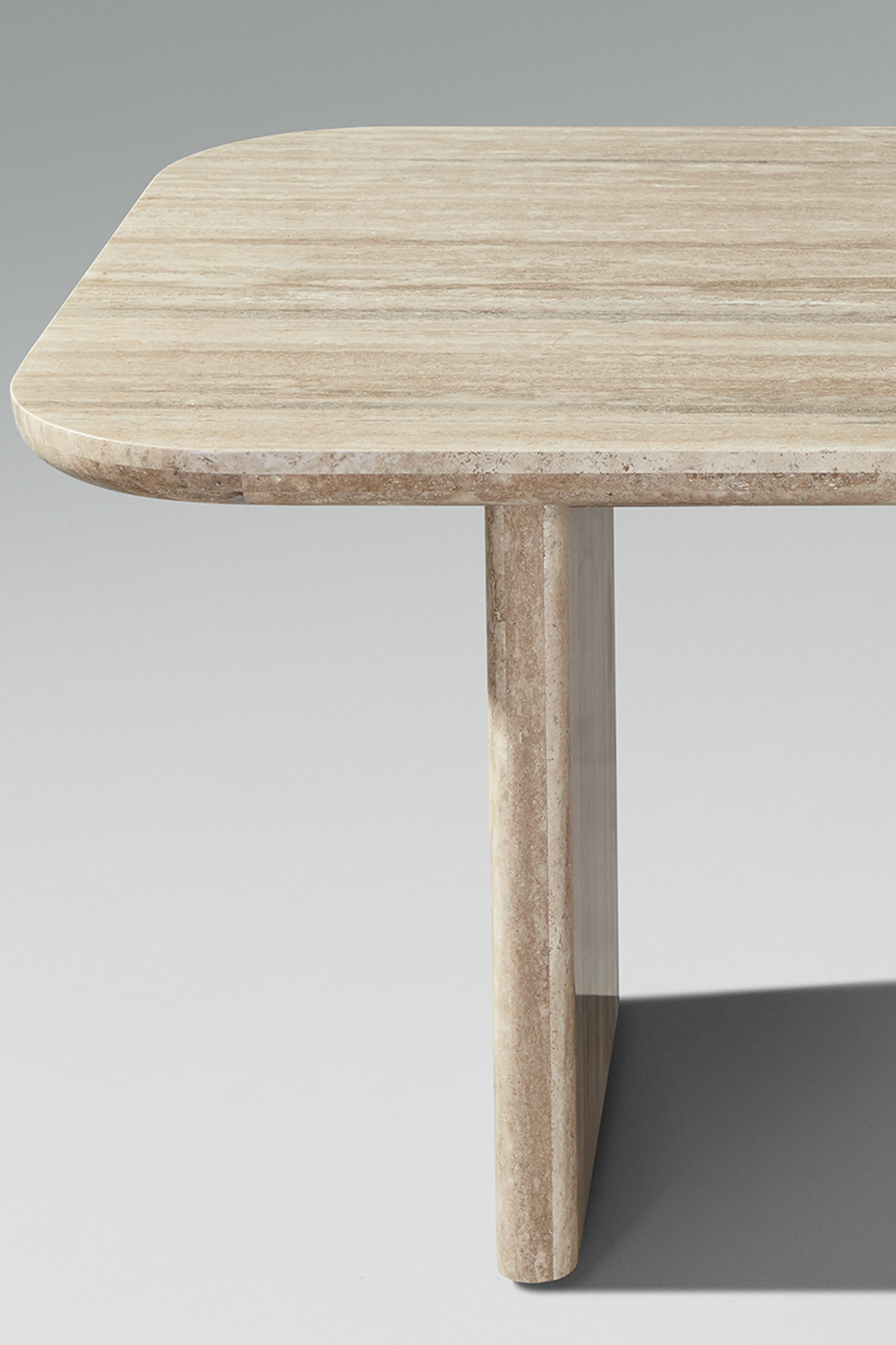 طاولة طعام فورد