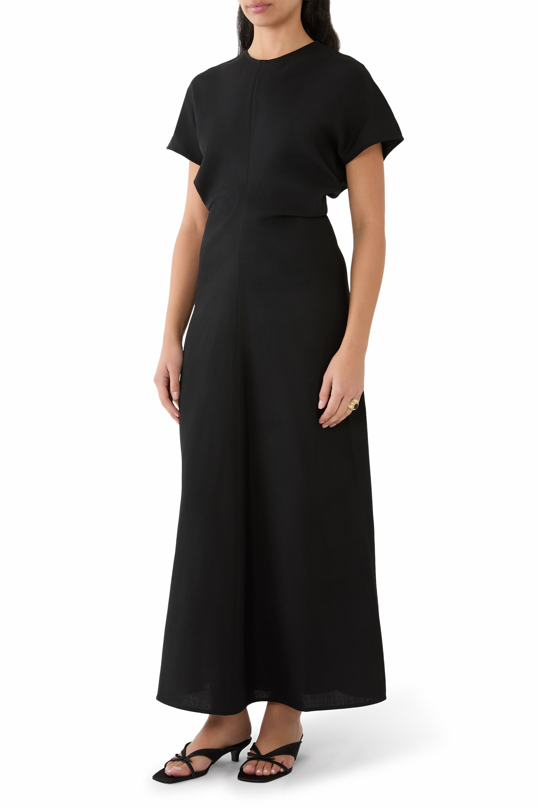 فستان بتفاصيل درابيه عند الخصر صوف