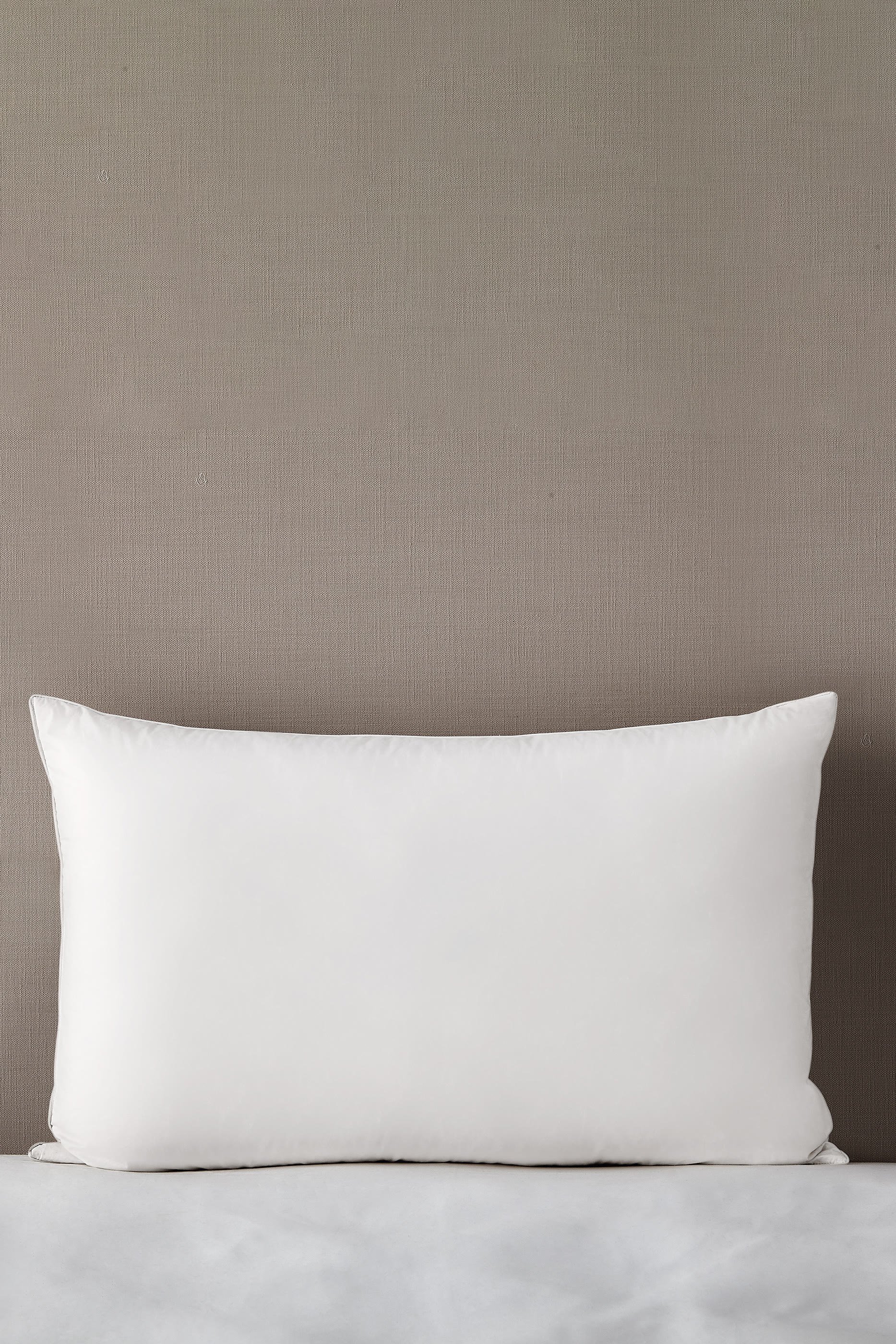 وسادة بحشوة ريش الإوز الكندي - دعم ناعم