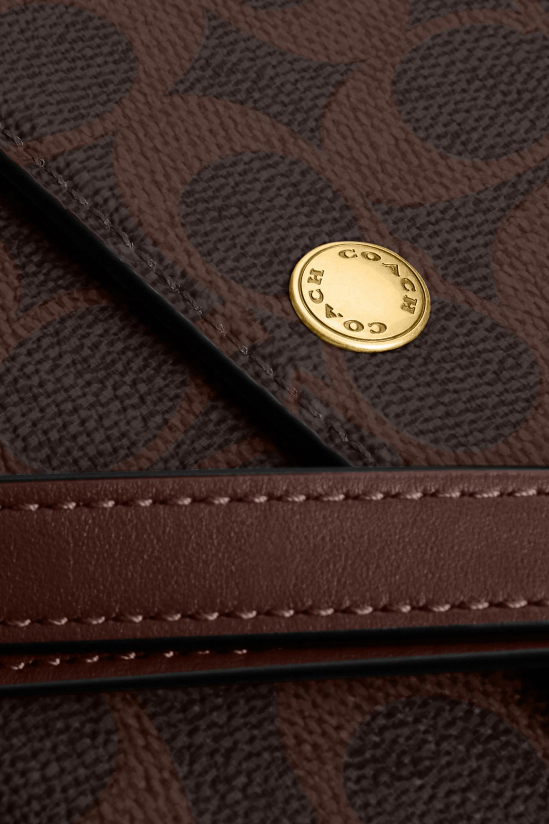 حقيبة بروك بغطاء قلاب قماش قنب