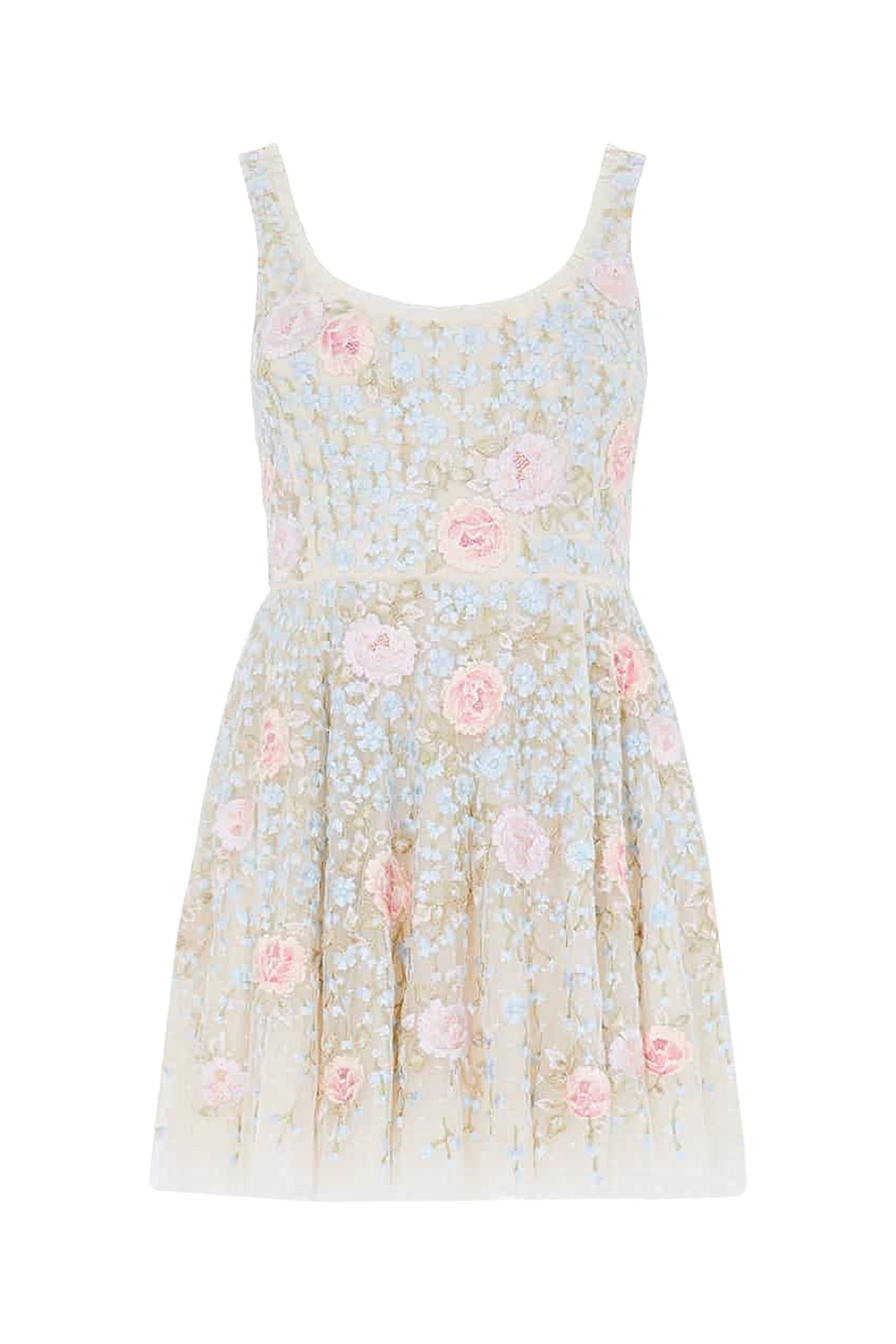 فستان كريسيدا قصير جداً مطرز بياقة عميقة