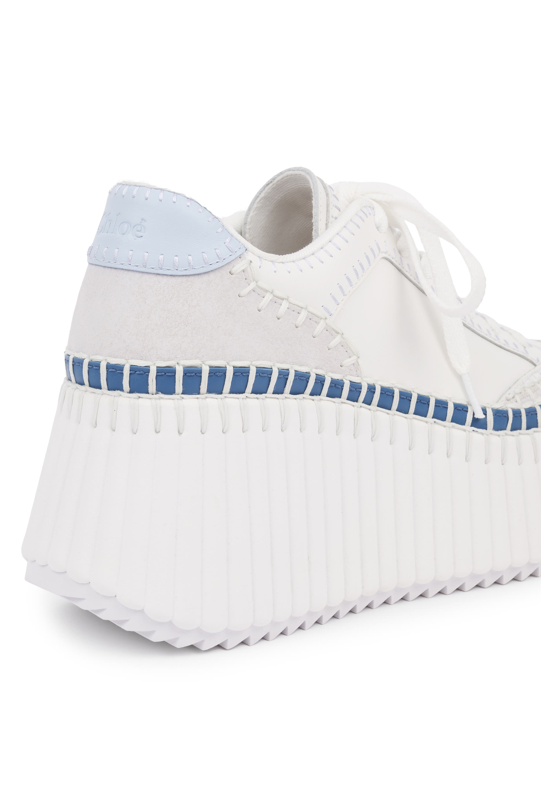 سنيكرز ناما بنعل سميك