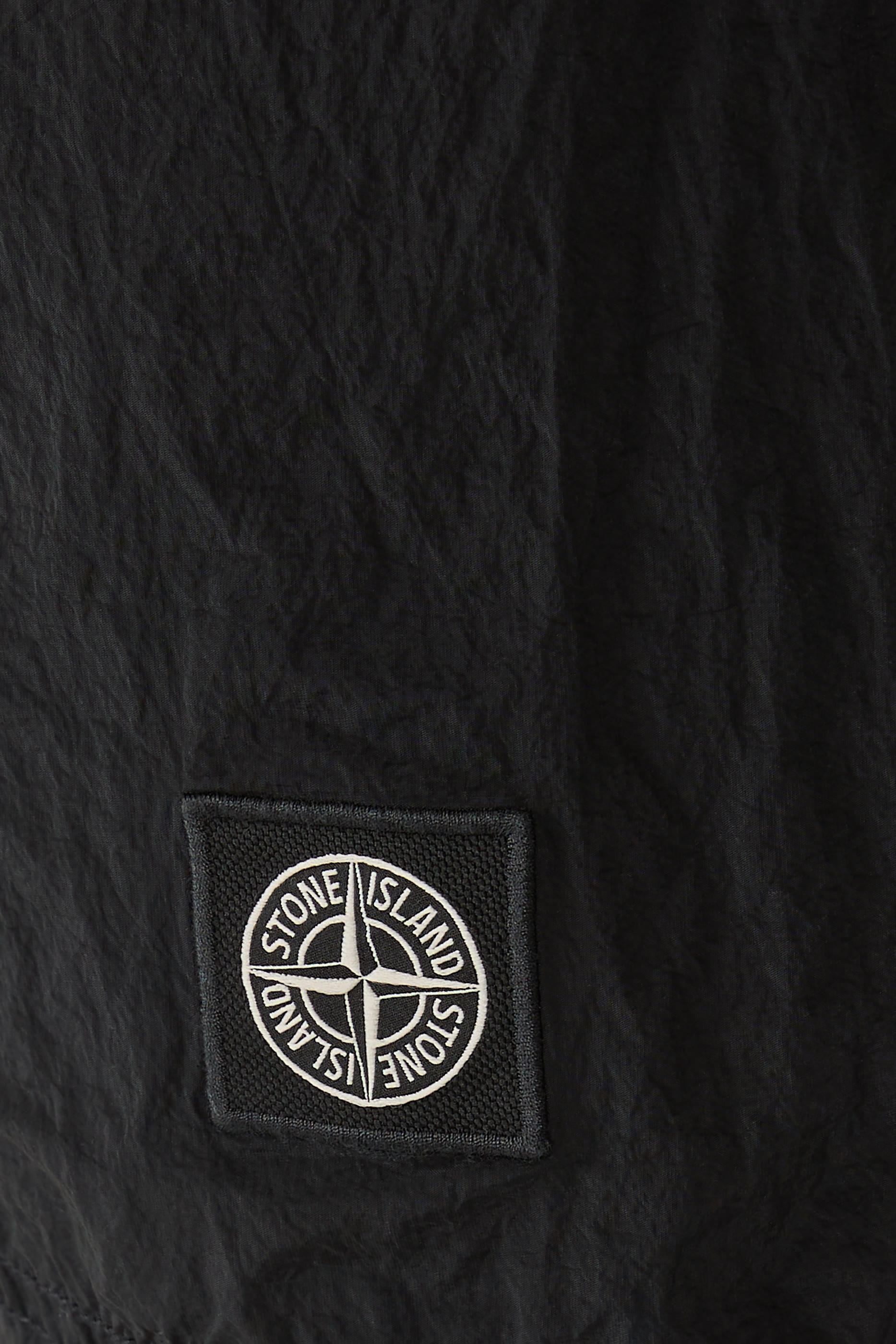 شورت سباحة برقعة شعار الماركة