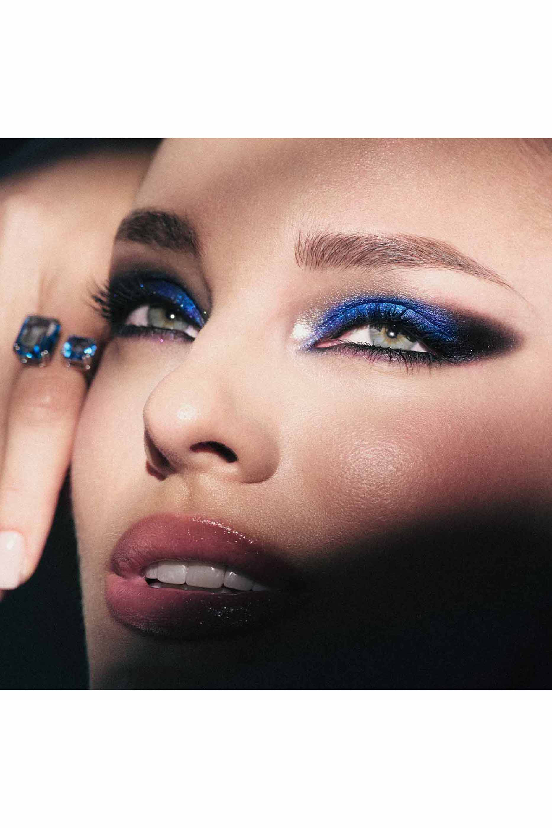 لوحة ظلال عيون بلوم رينيسانس هوت تكستشر