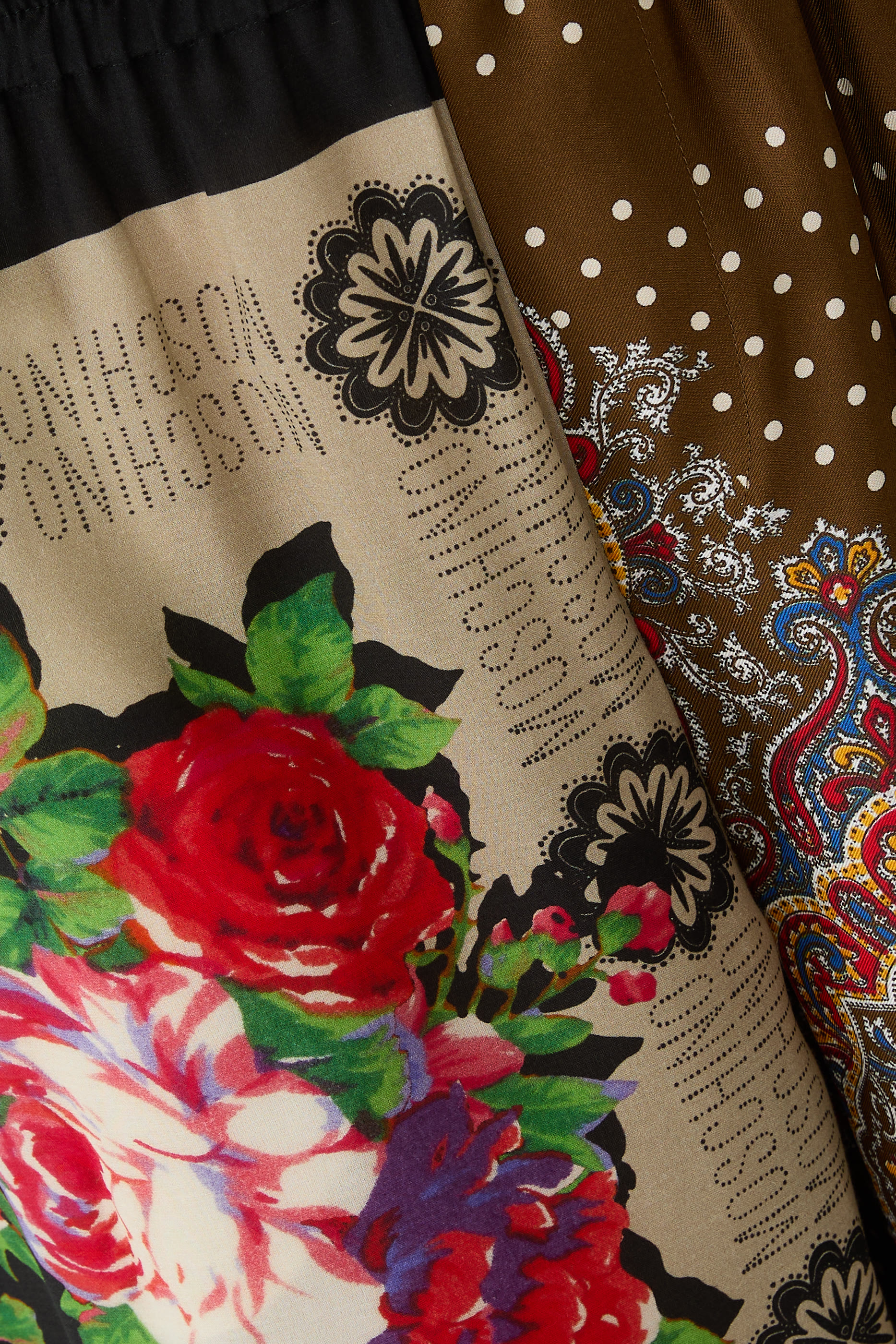 بنطال بنقشة حرير