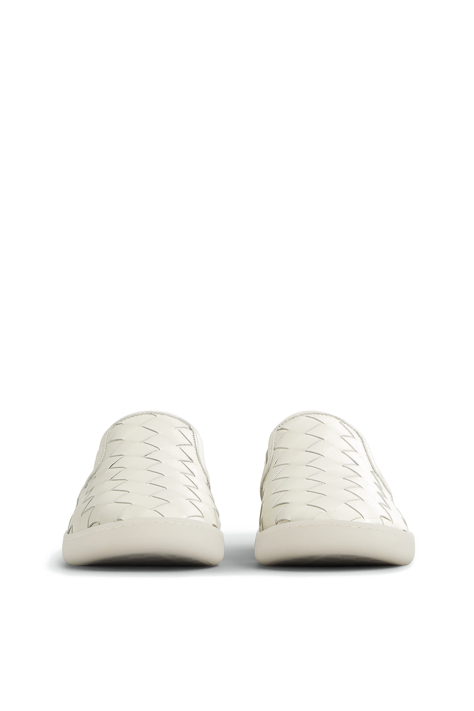 سنيكرز سوير مجدول