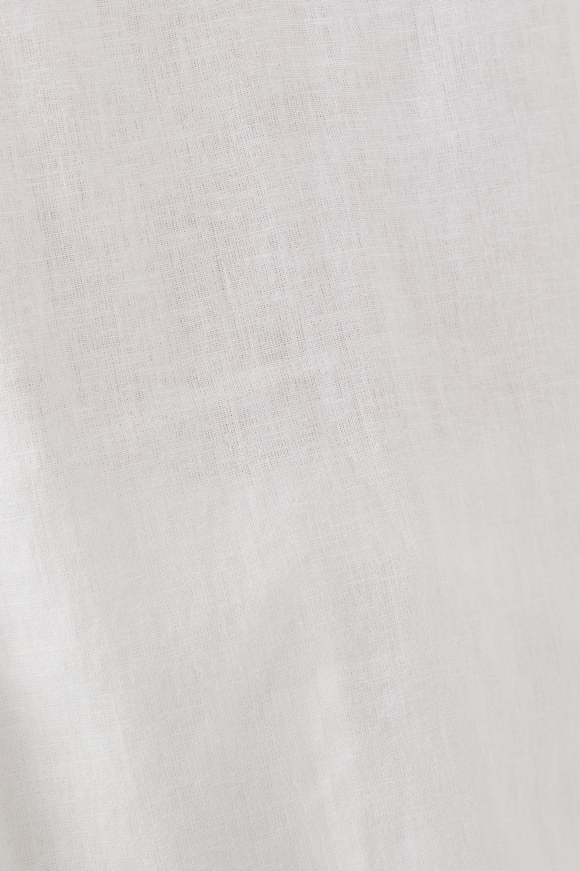 بلوزة كاميسول بياقة على شكل حرف V&rlm; مزيج كتان