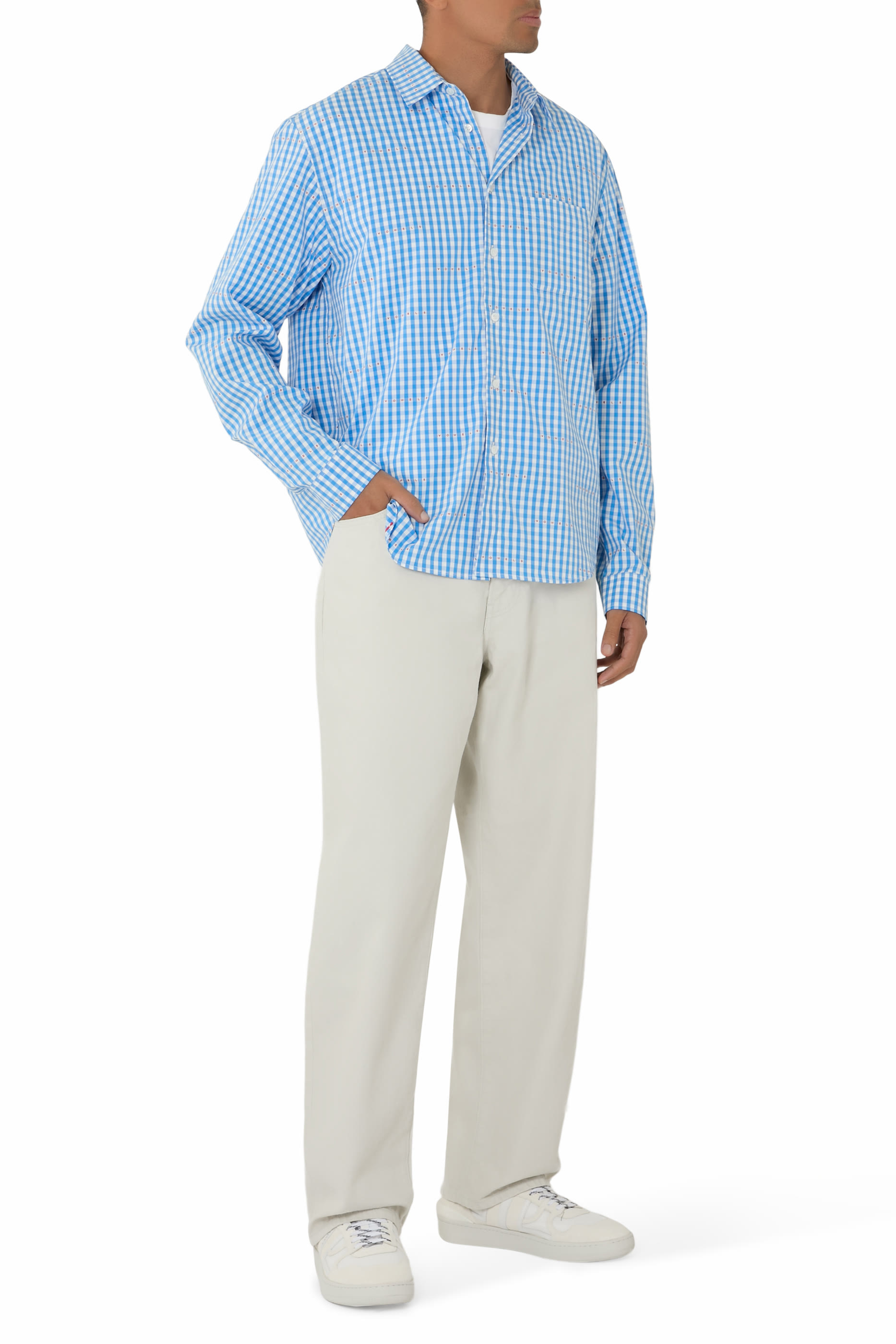 قميص بنقشة مربعات صغيرة