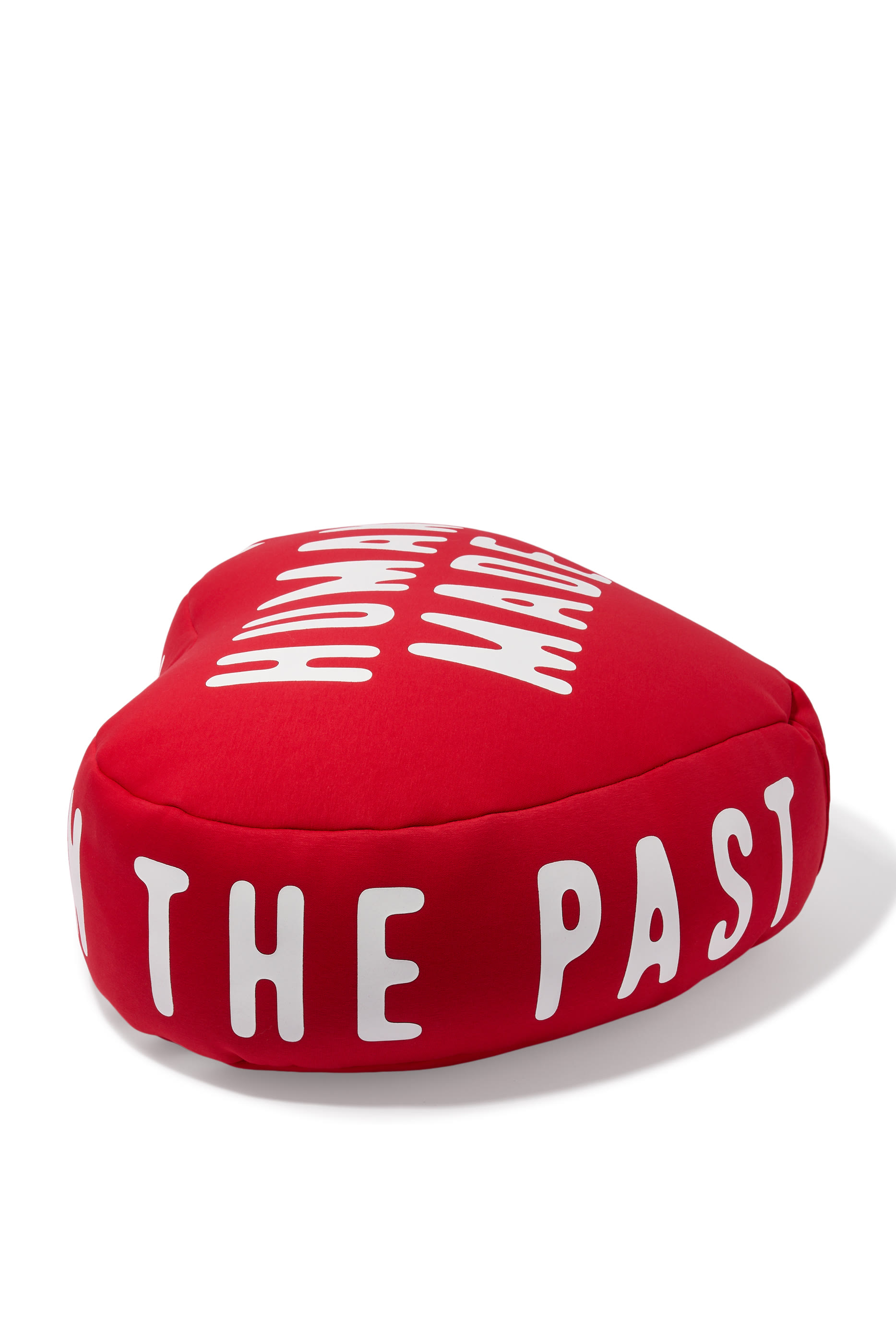 وسادة محشوة بتصميم قلب