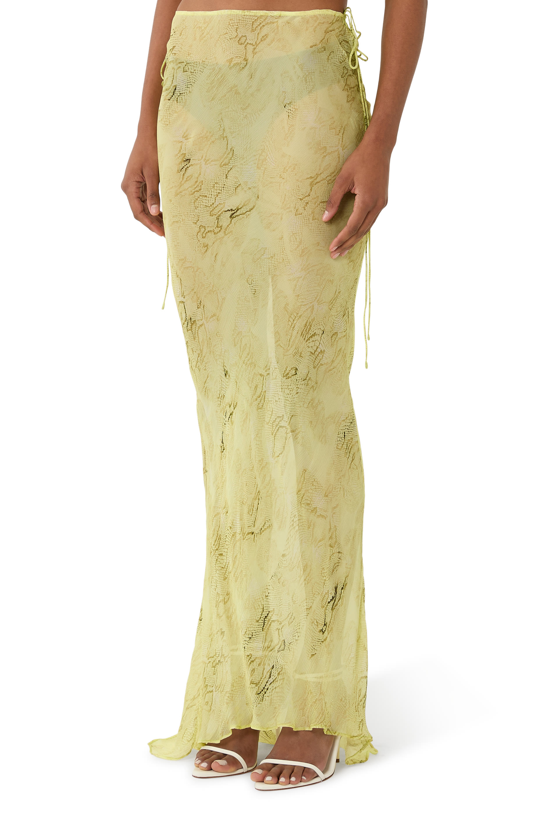 تنورة كوبرا