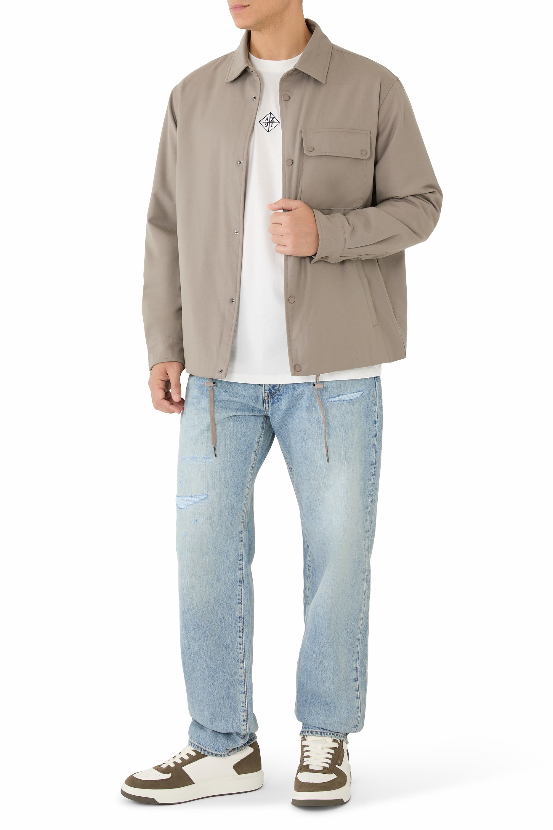 تيشيرت بشعار الماركة