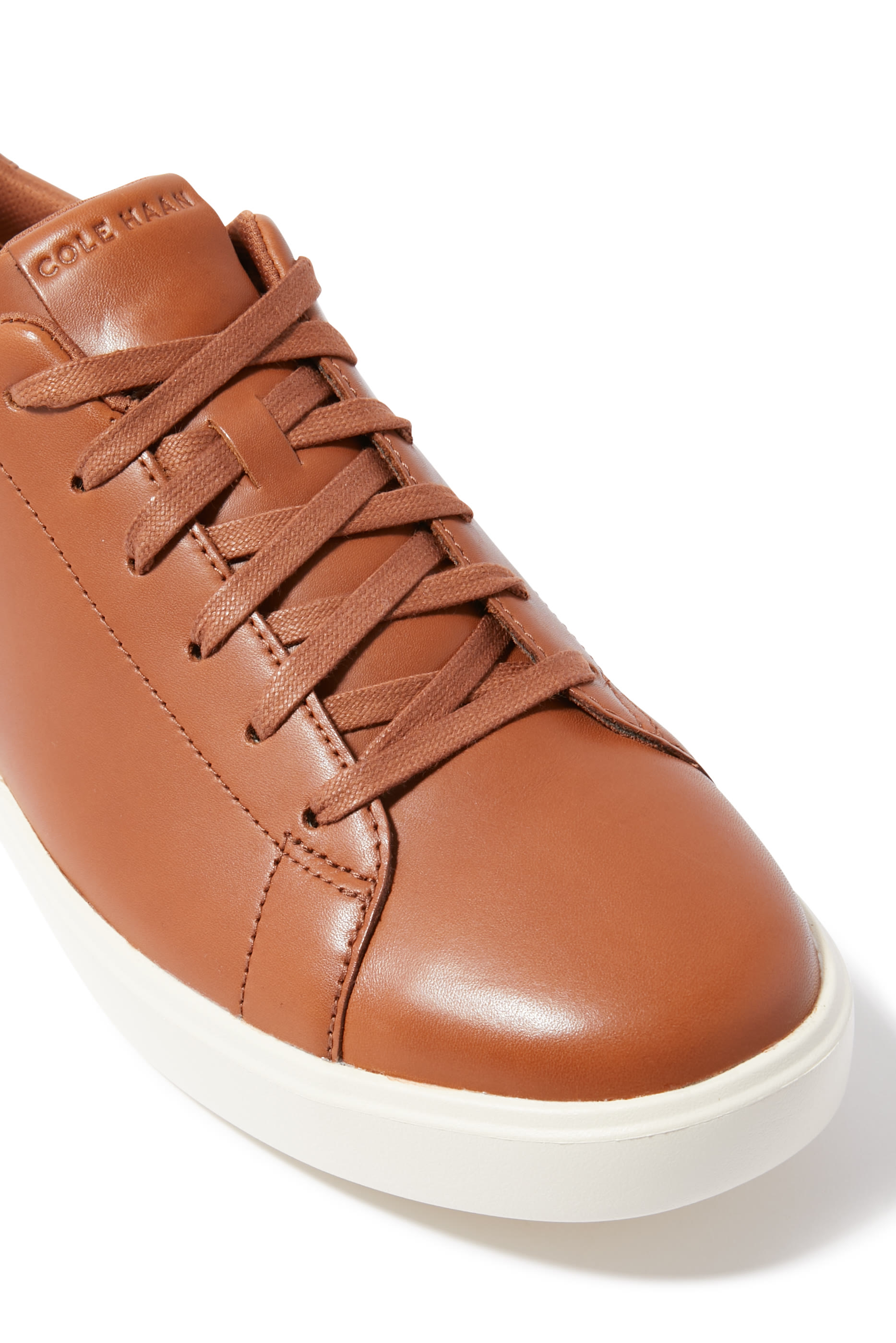 سنيكرز غراند + كورت