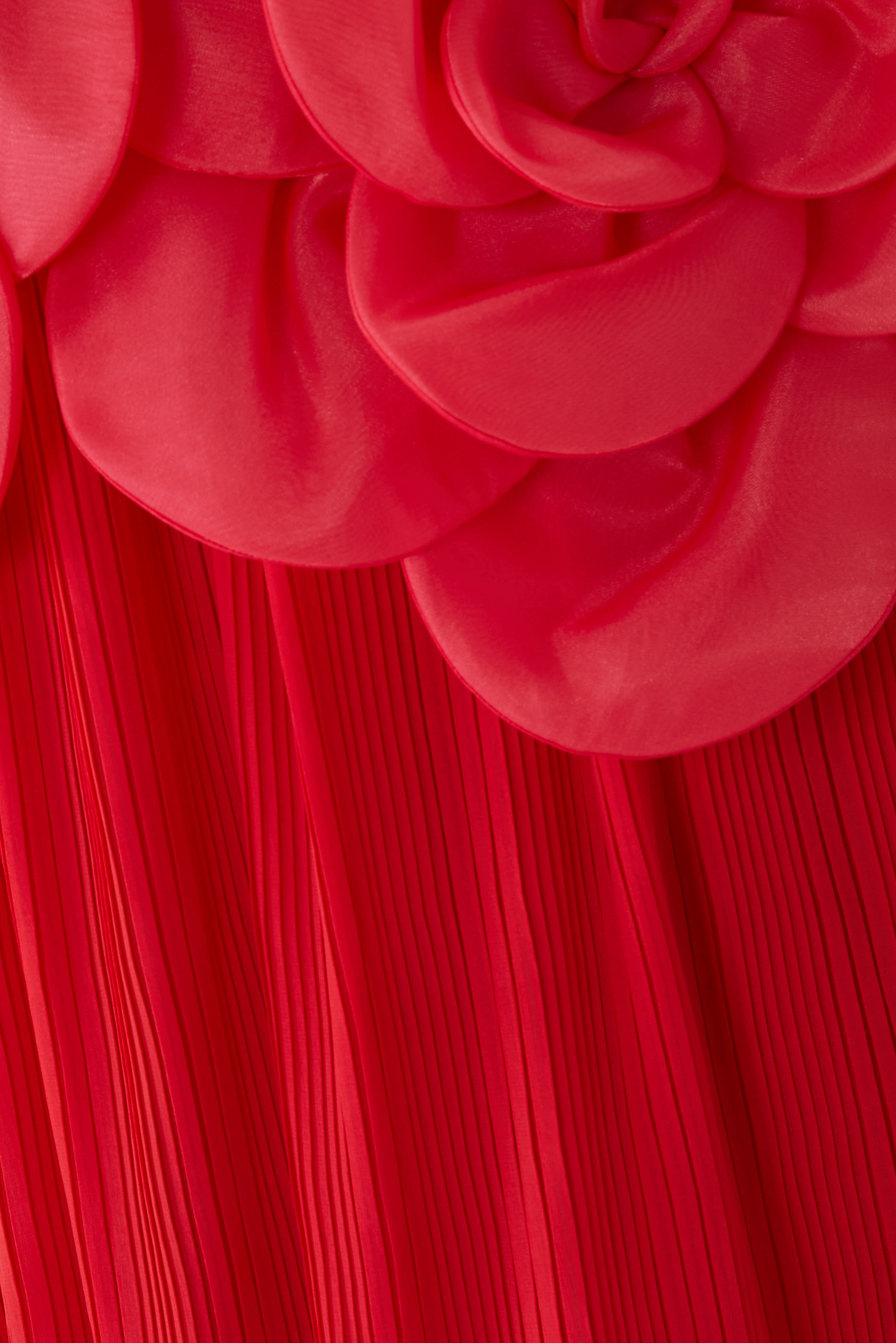 فستان جاكلين درابيه بطول الأرضية