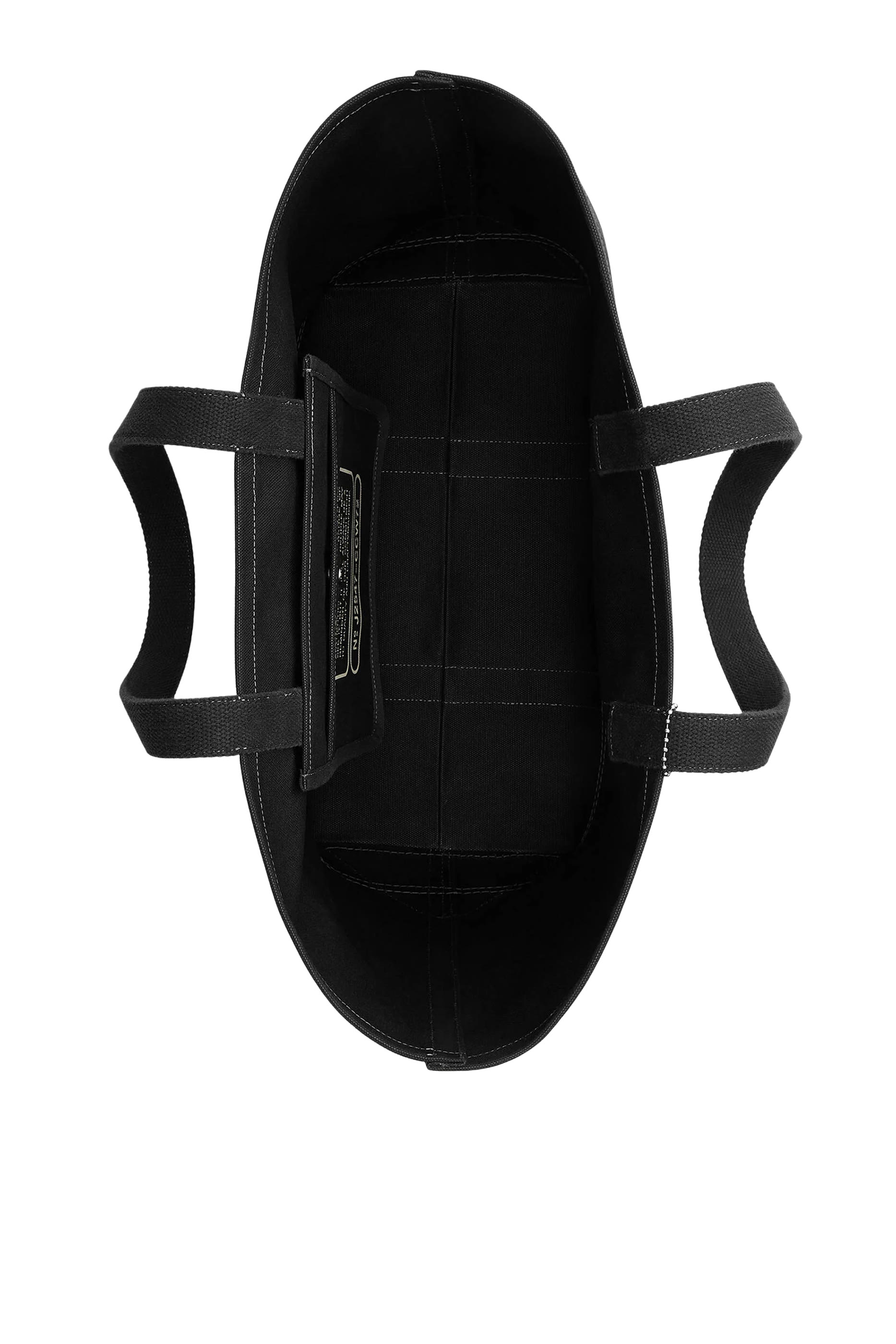 حقيبة يد بتصميم عملي