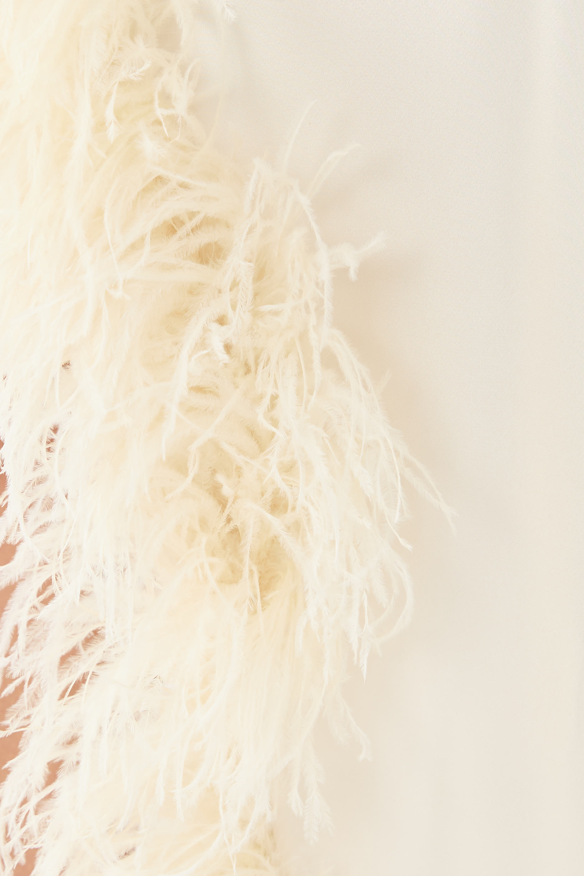 فستان قصير مزين بريش ساتان